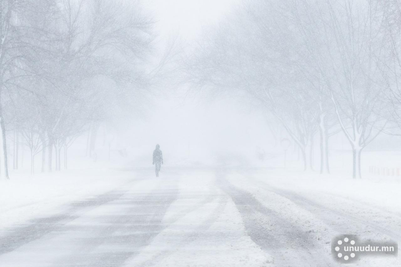 Snow, strong wind weather expected